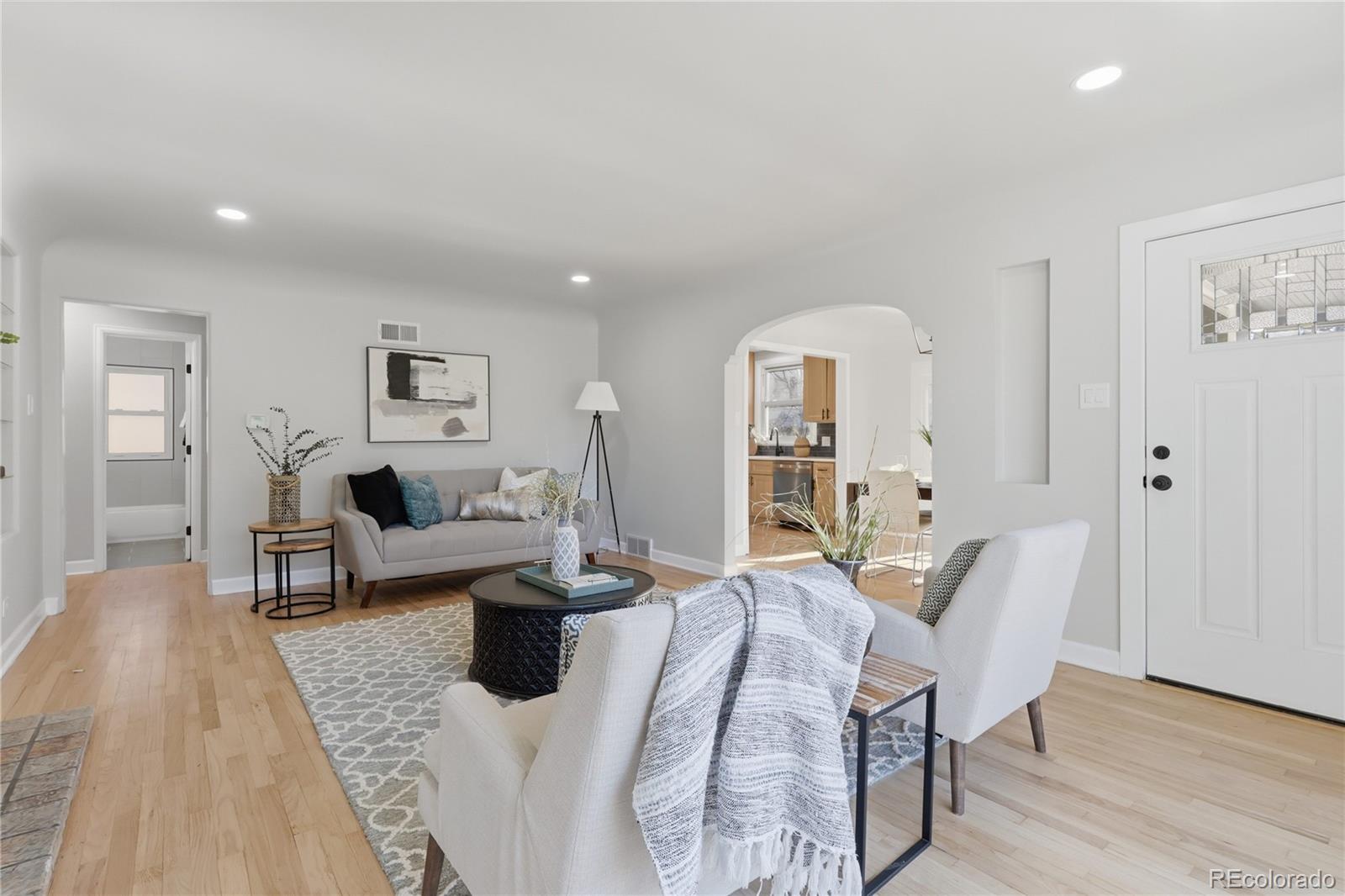 MLS Image #4 for 2732 s downing circle,denver, Colorado