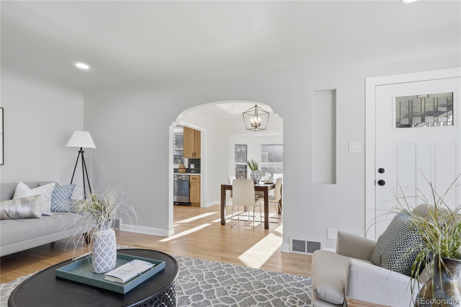 MLS Image #9 for 2732 s downing circle,denver, Colorado