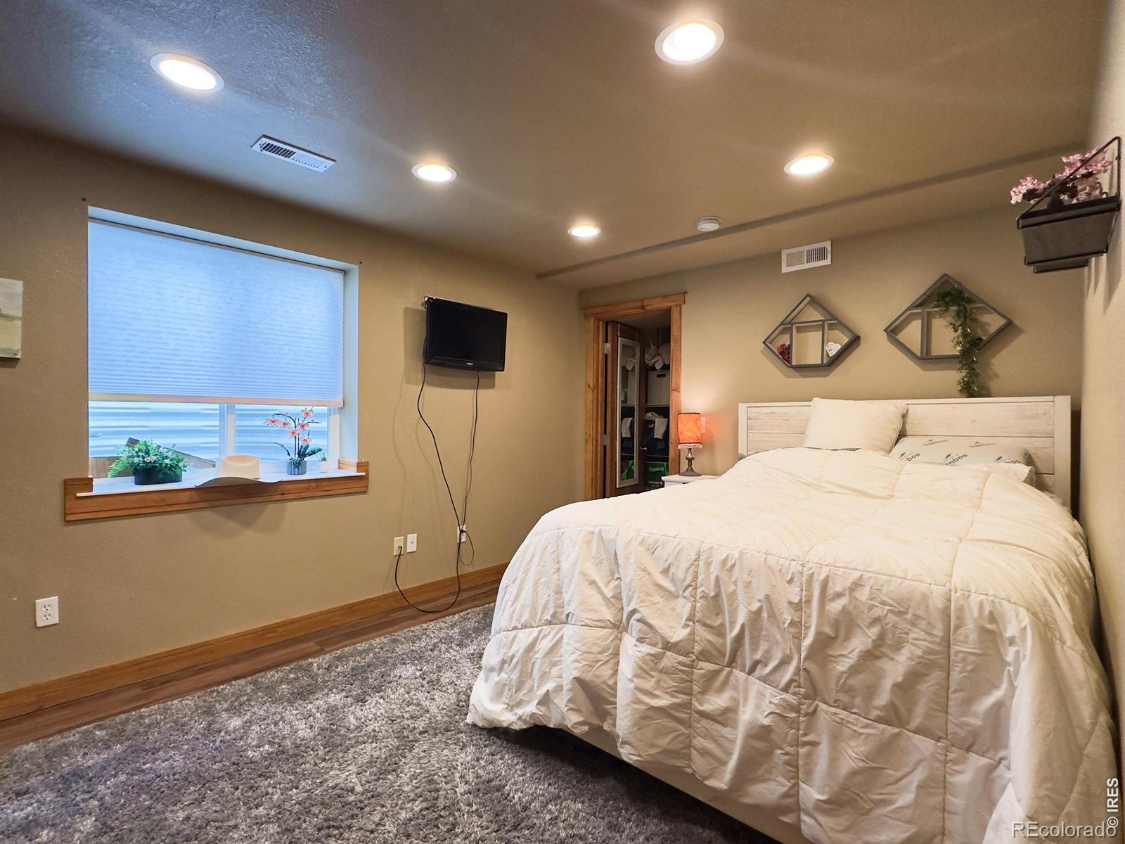 MLS Image #31 for 4133  center gate court,fort collins, Colorado