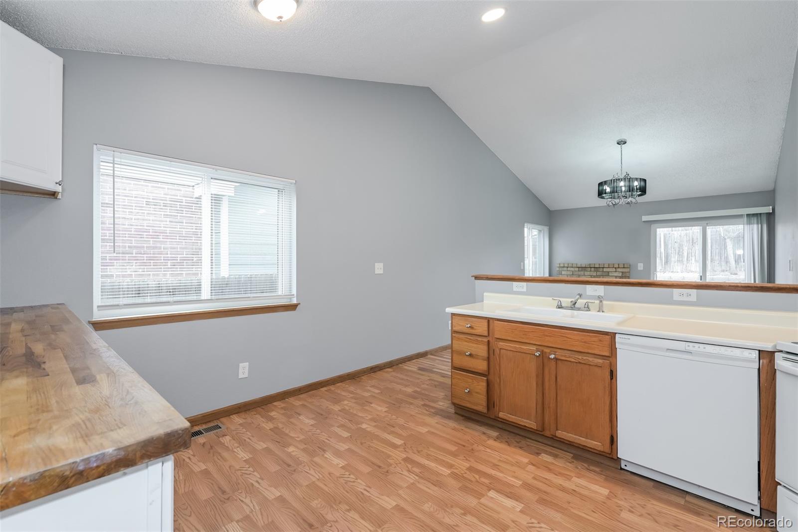 MLS Image #8 for 4063 s himalaya way,aurora, Colorado