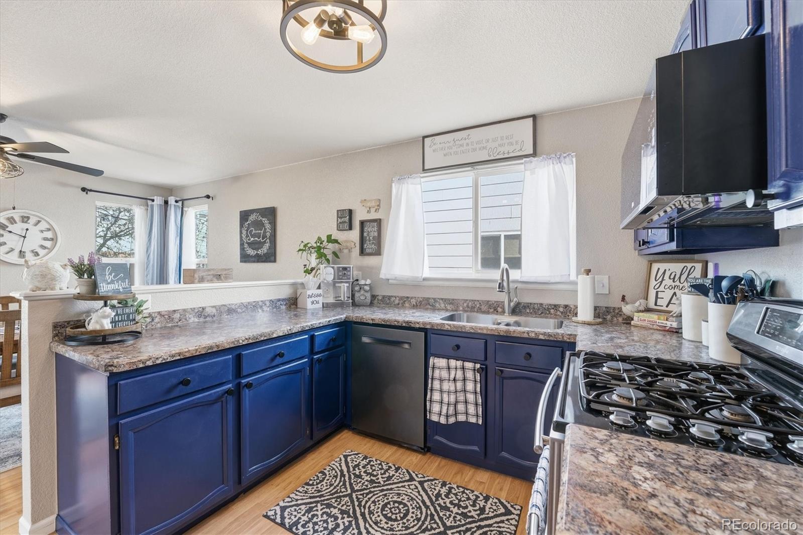 MLS Image #11 for 5689 s youngfield way,littleton, Colorado