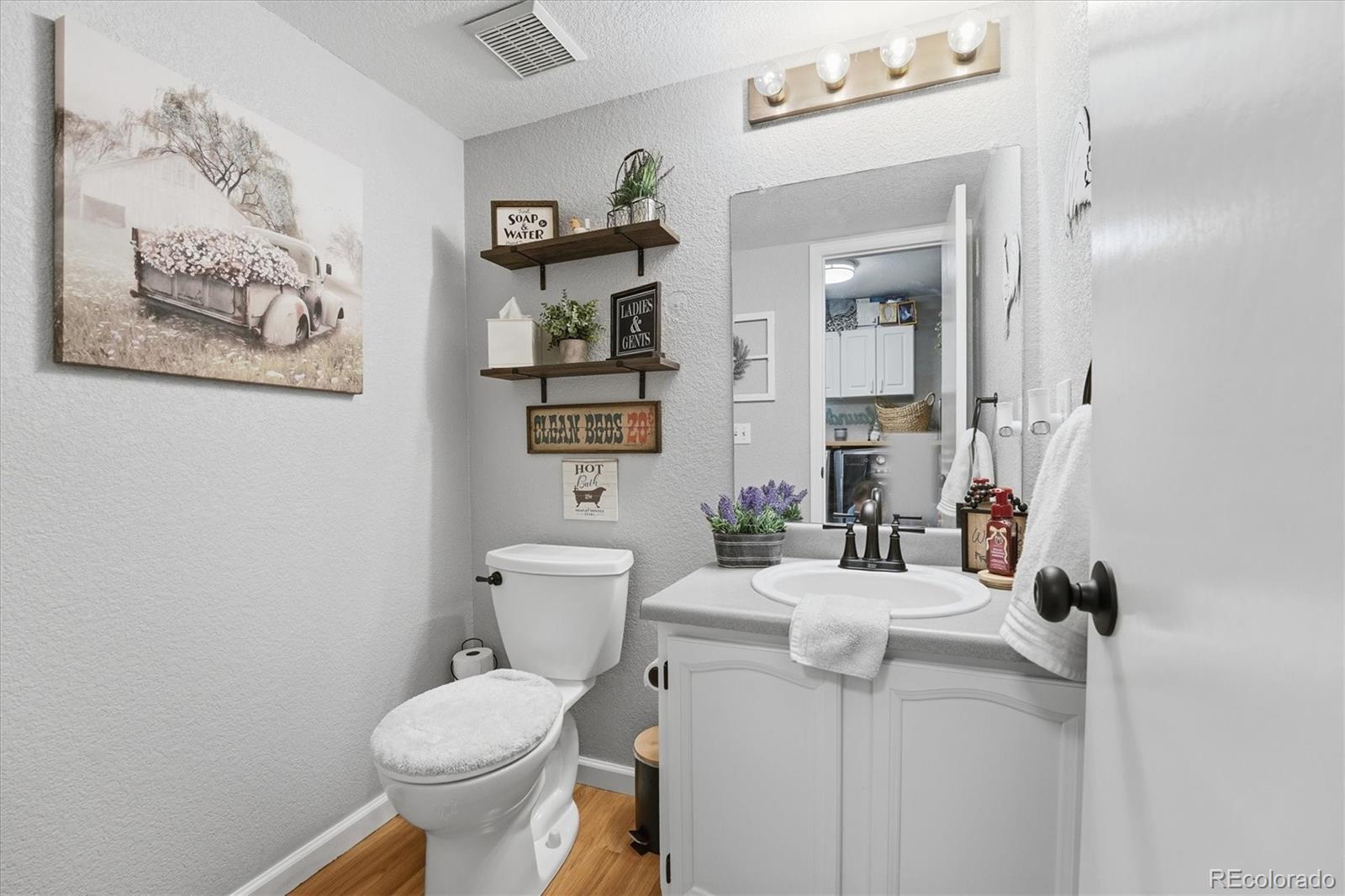 MLS Image #14 for 5689 s youngfield way,littleton, Colorado