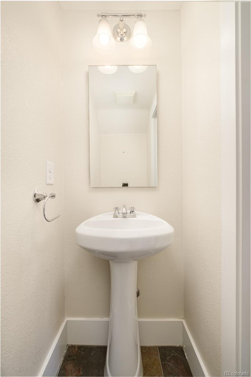 MLS Image #19 for 942 s pearl street 101,denver, Colorado