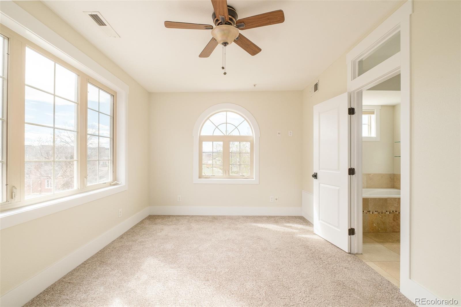 MLS Image #9 for 942 s pearl street 101,denver, Colorado