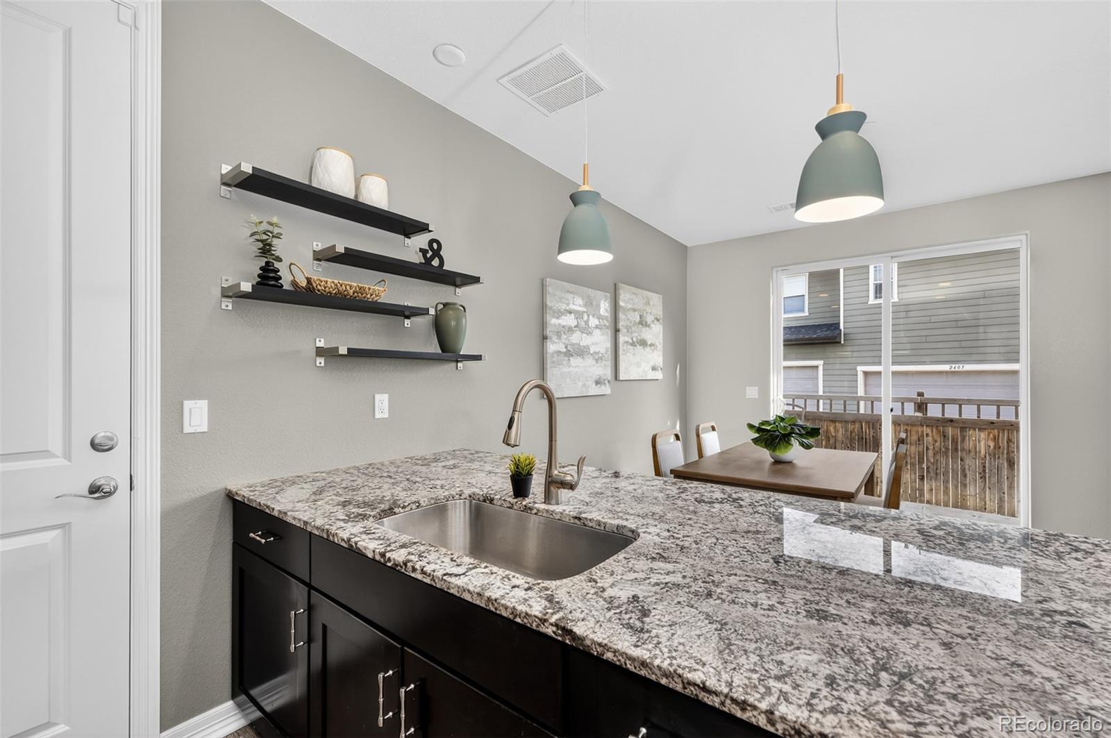 MLS Image #10 for 2389  verbena street,denver, Colorado