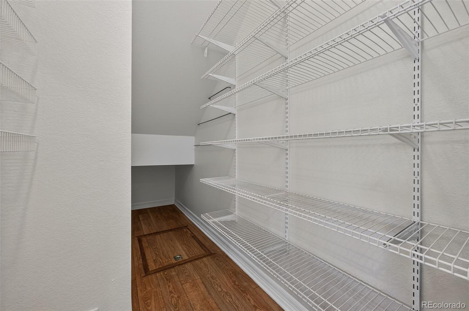 MLS Image #11 for 2389  verbena street,denver, Colorado