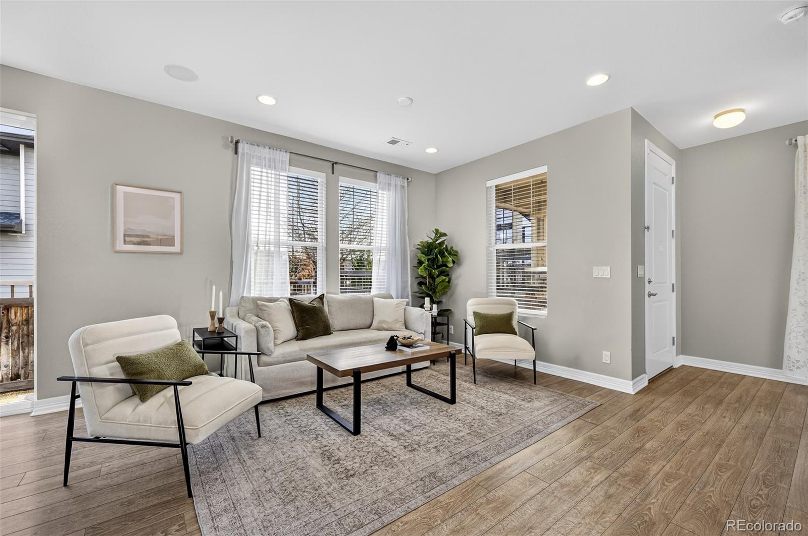 MLS Image #5 for 2389  verbena street,denver, Colorado