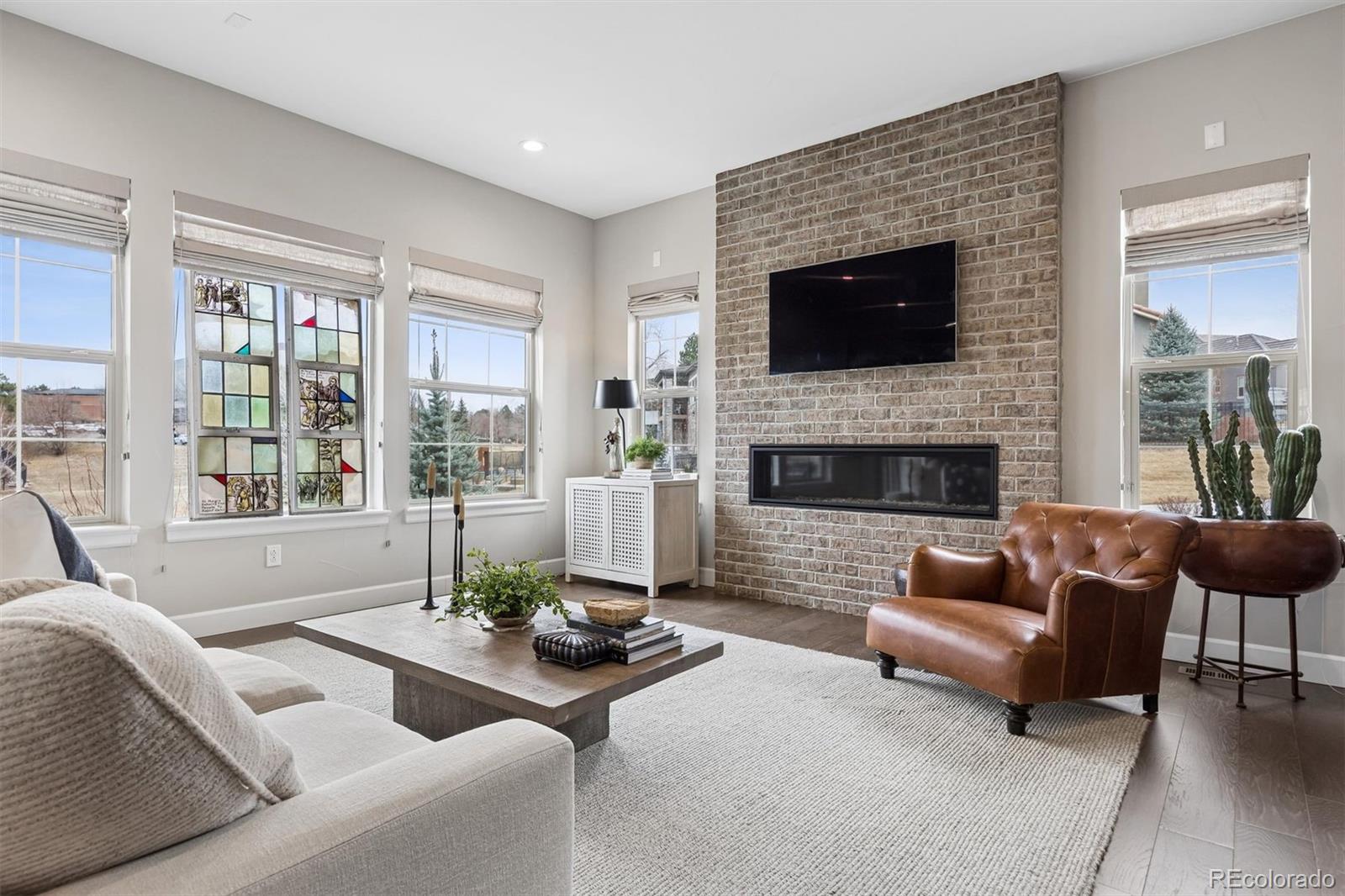 MLS Image #2 for 7003 e lake circle,centennial, Colorado