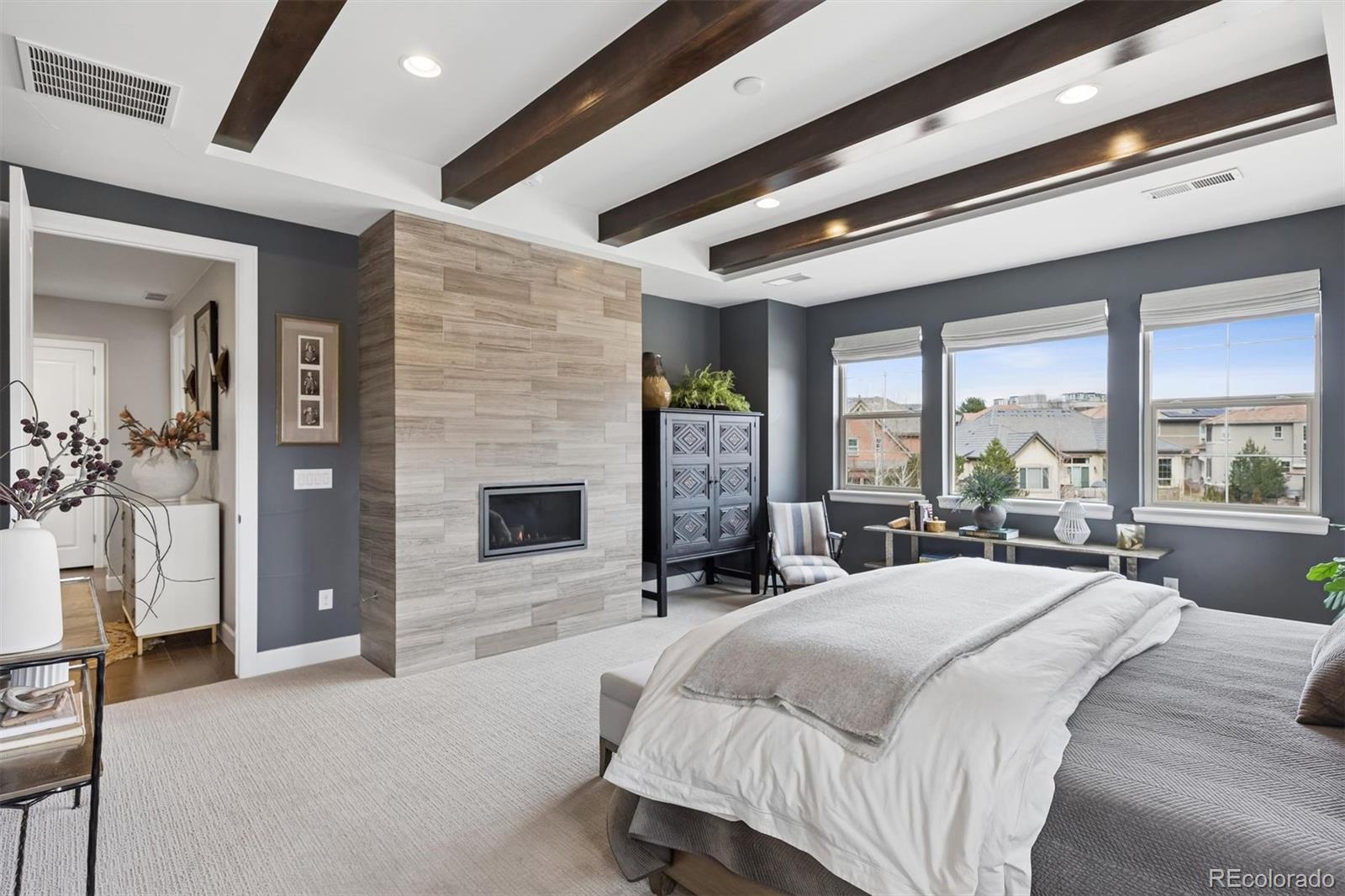 MLS Image #3 for 7003 e lake circle,centennial, Colorado