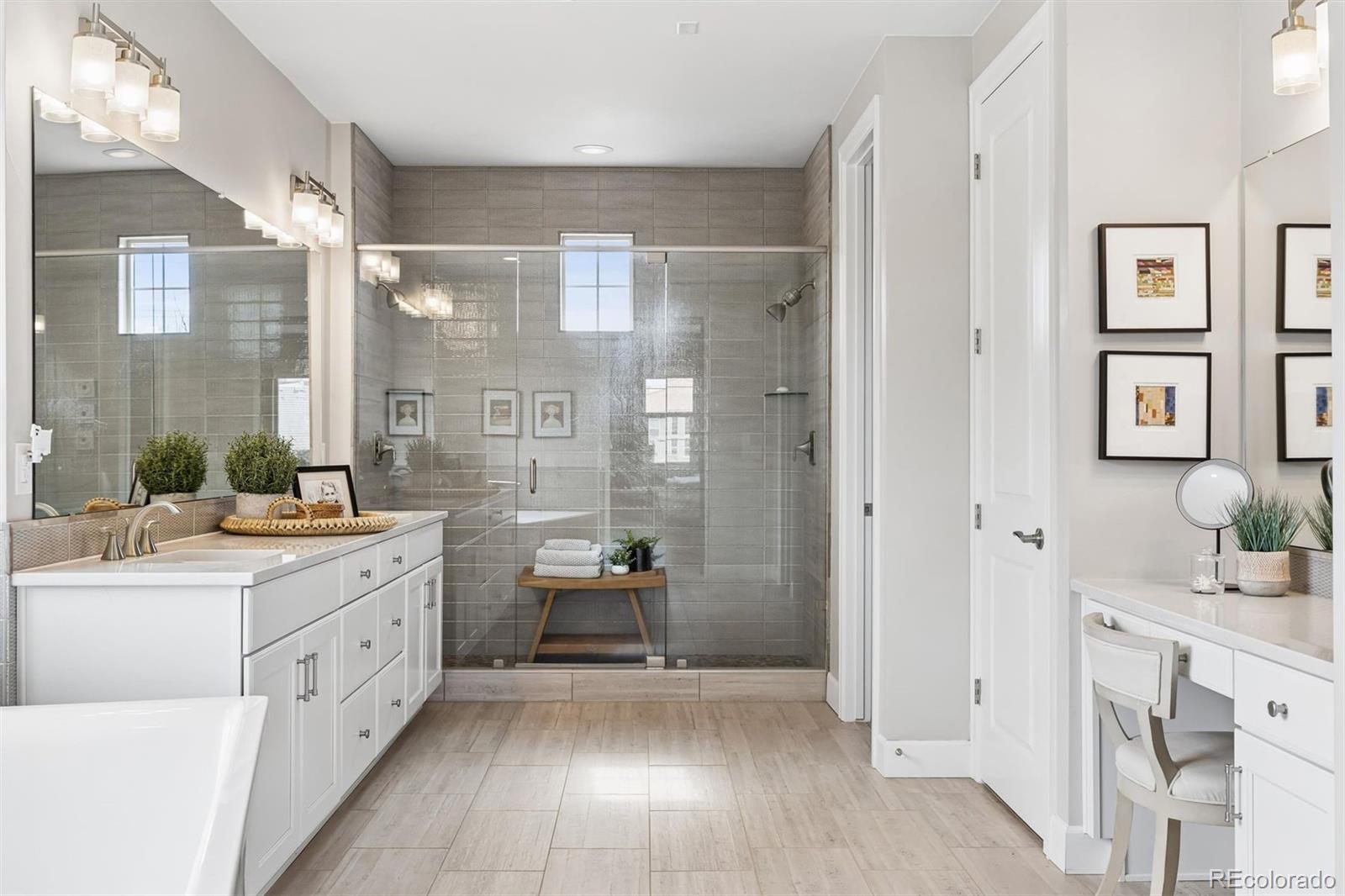 MLS Image #32 for 7003 e lake circle,centennial, Colorado