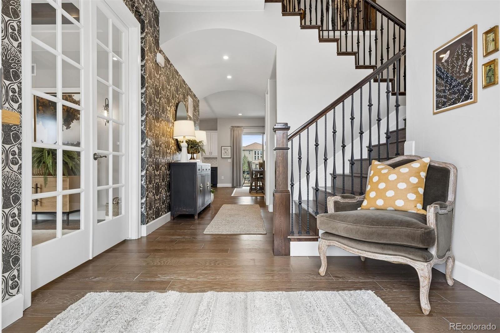 MLS Image #4 for 7003 e lake circle,centennial, Colorado