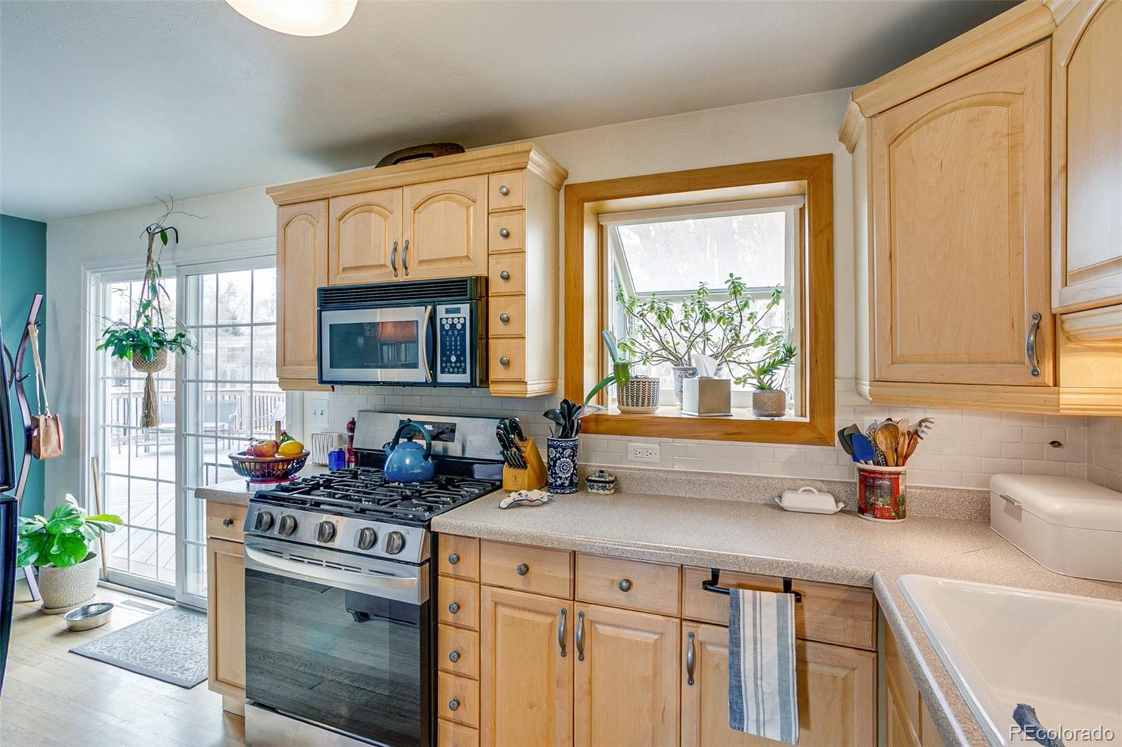 MLS Image #5 for 3045 s beeler street,denver, Colorado