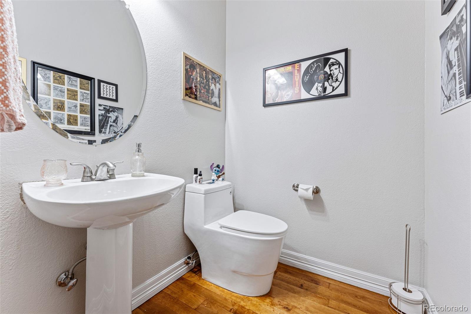 MLS Image #19 for 2831  wyandot street,denver, Colorado