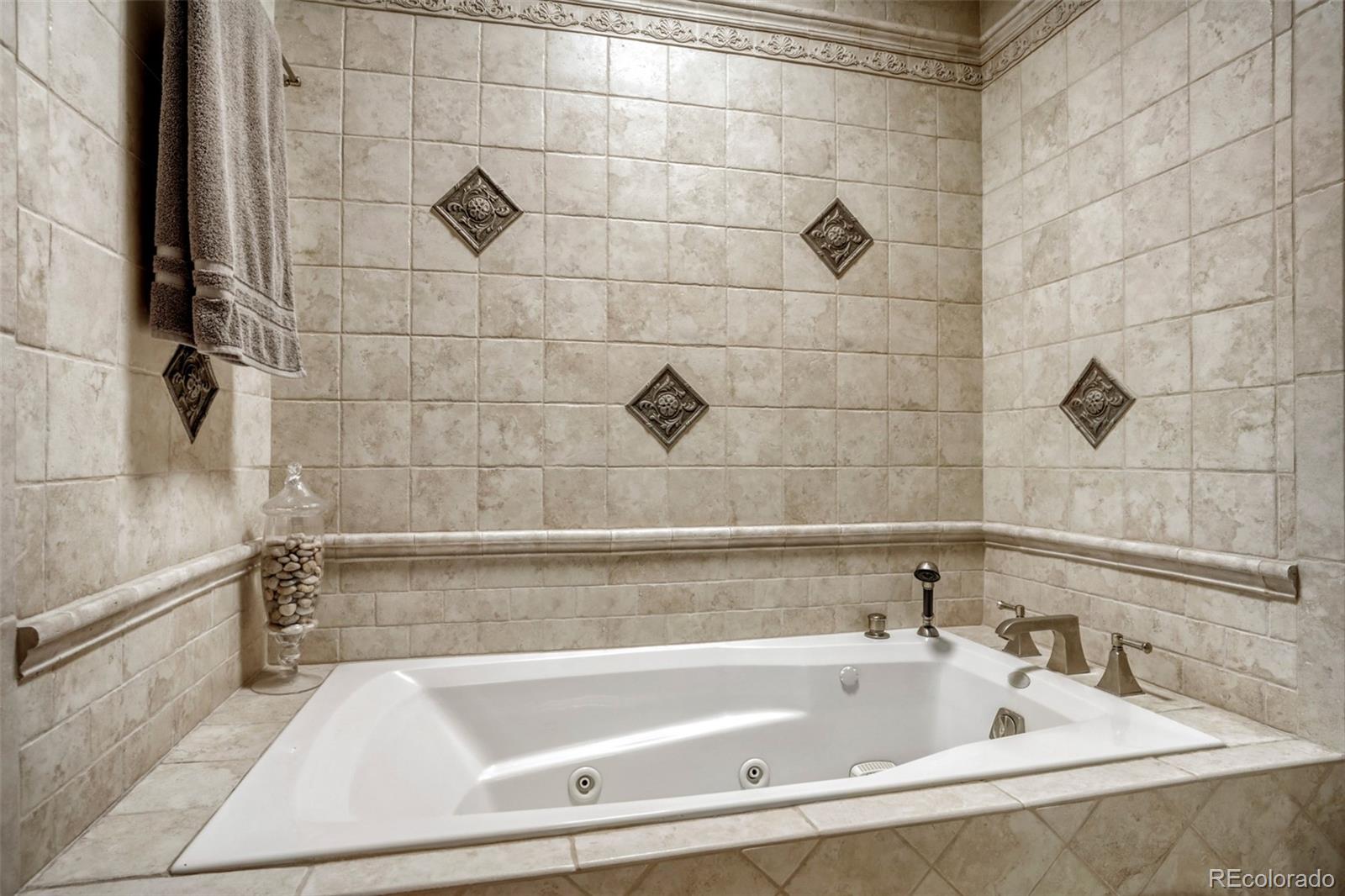 MLS Image #15 for 6306 s johnson street,littleton, Colorado