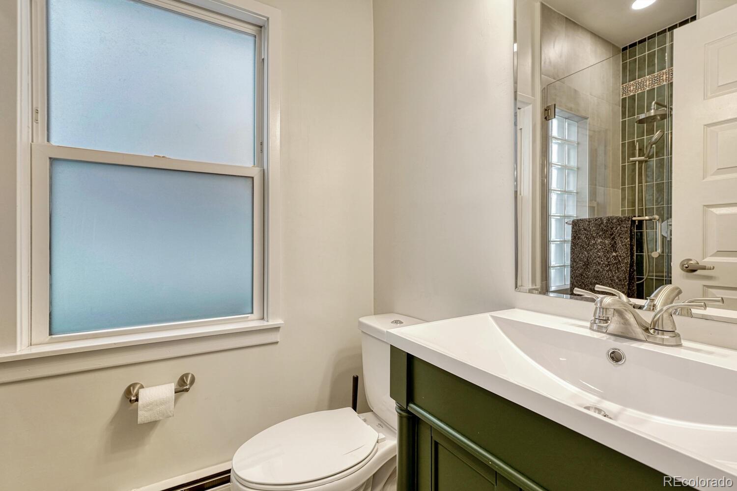 MLS Image #17 for 53 n washington street,denver, Colorado