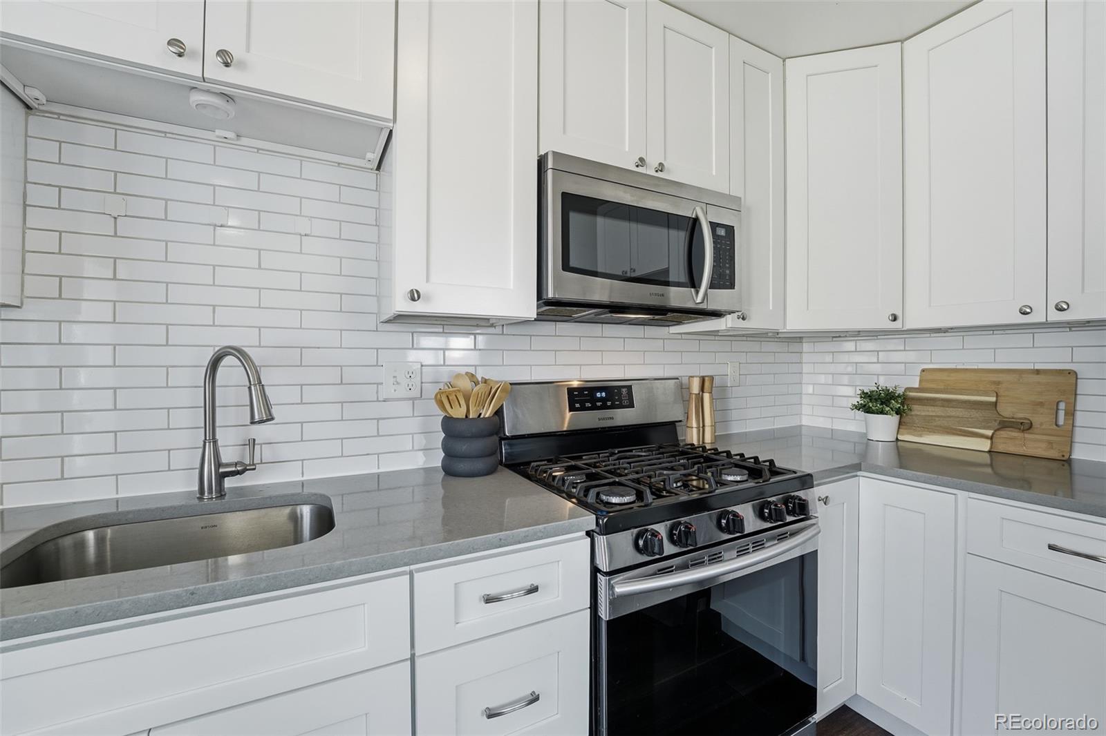 MLS Image #10 for 2434 s corona street,denver, Colorado