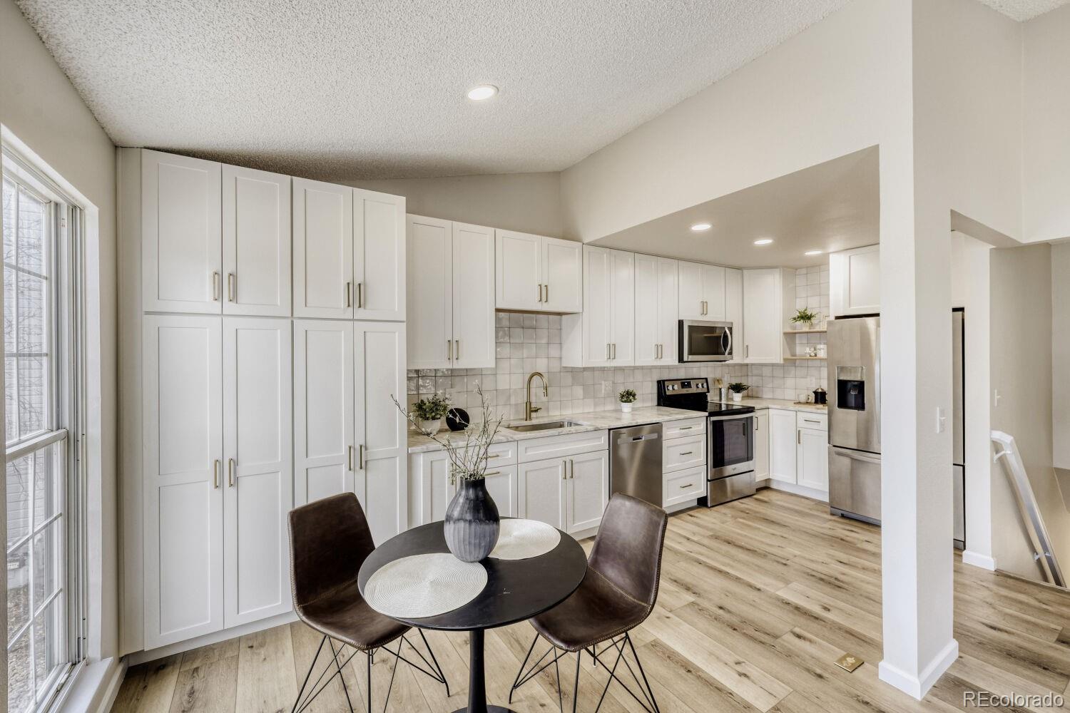 MLS Image #2 for 19795 e cornell avenue,aurora, Colorado