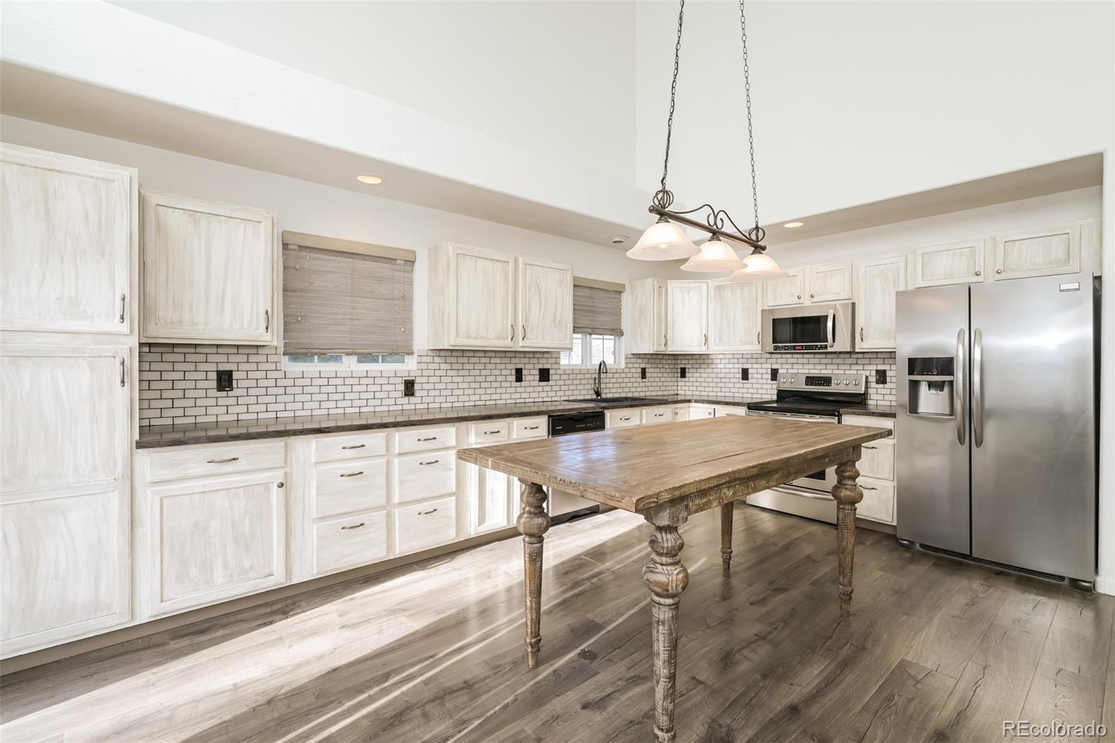 MLS Image #5 for 2604 s dunkirk court,aurora, Colorado