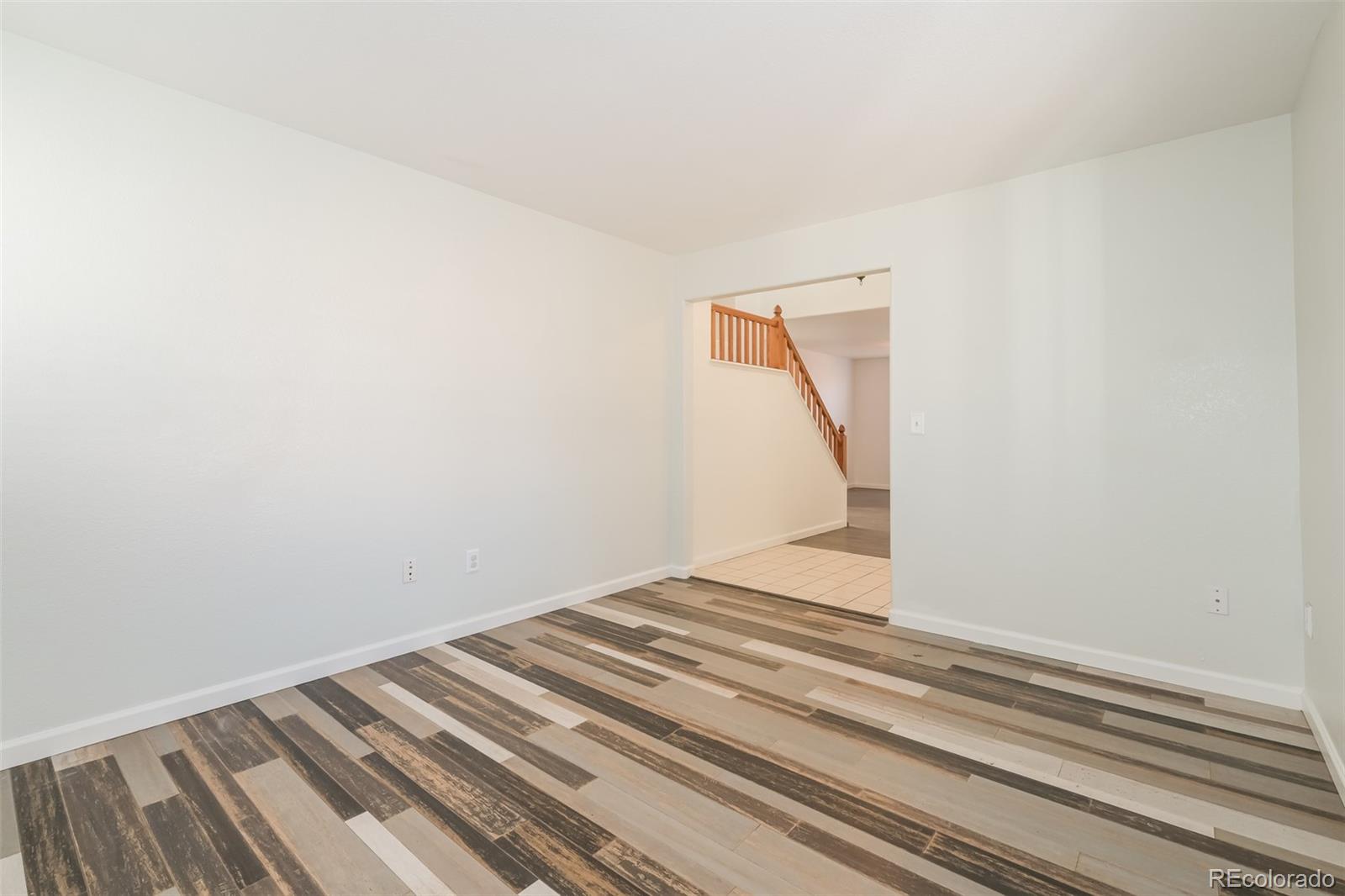 MLS Image #7 for 2604 s dunkirk court,aurora, Colorado