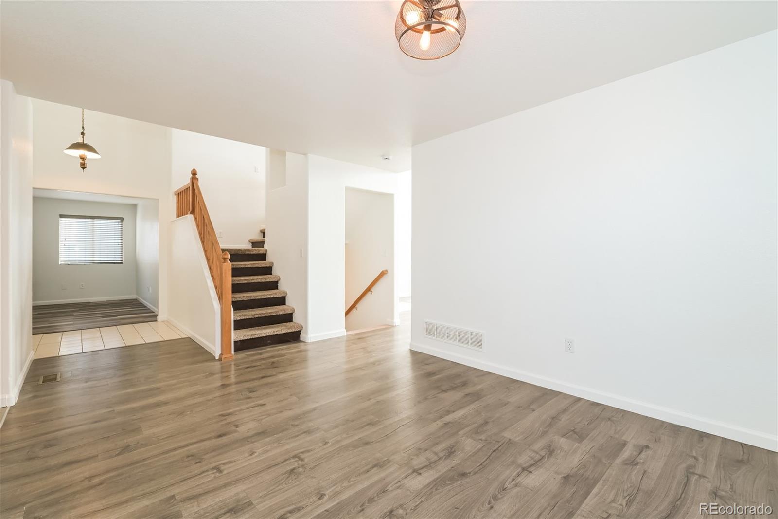 MLS Image #9 for 2604 s dunkirk court,aurora, Colorado
