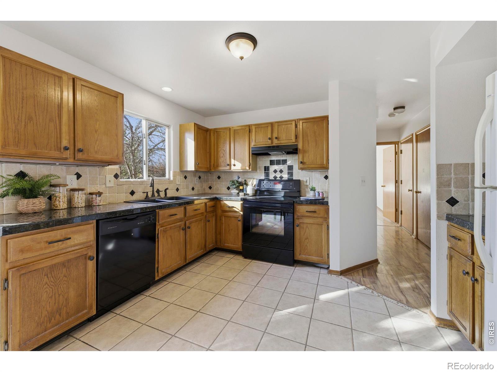 MLS Image #12 for 2943  pleasant valley road,fort collins, Colorado
