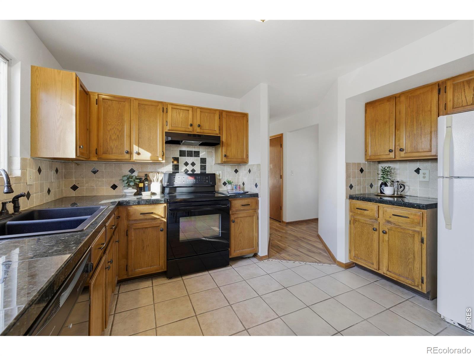MLS Image #13 for 2943  pleasant valley road,fort collins, Colorado