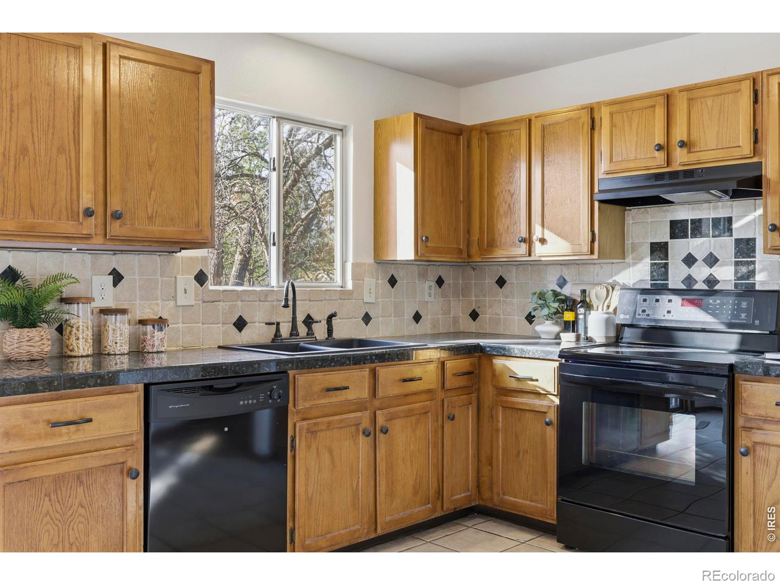 MLS Image #14 for 2943  pleasant valley road,fort collins, Colorado