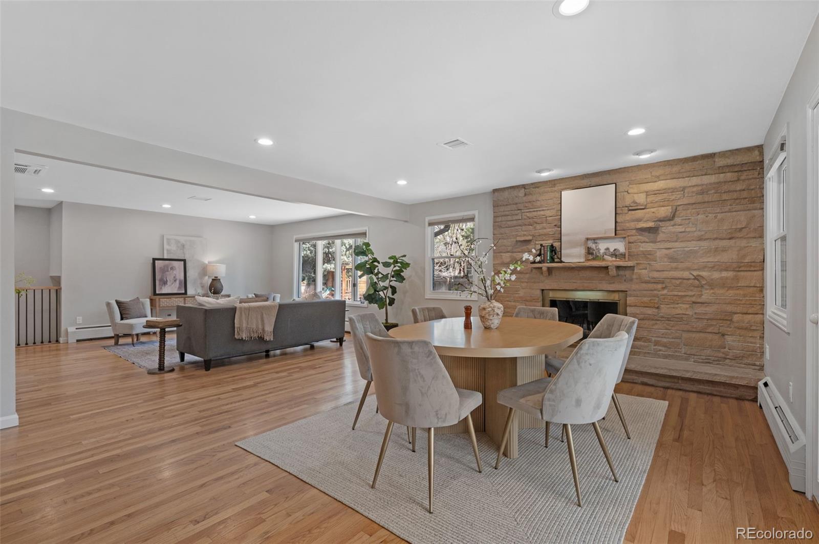 MLS Image #15 for 2738 s langley court,denver, Colorado