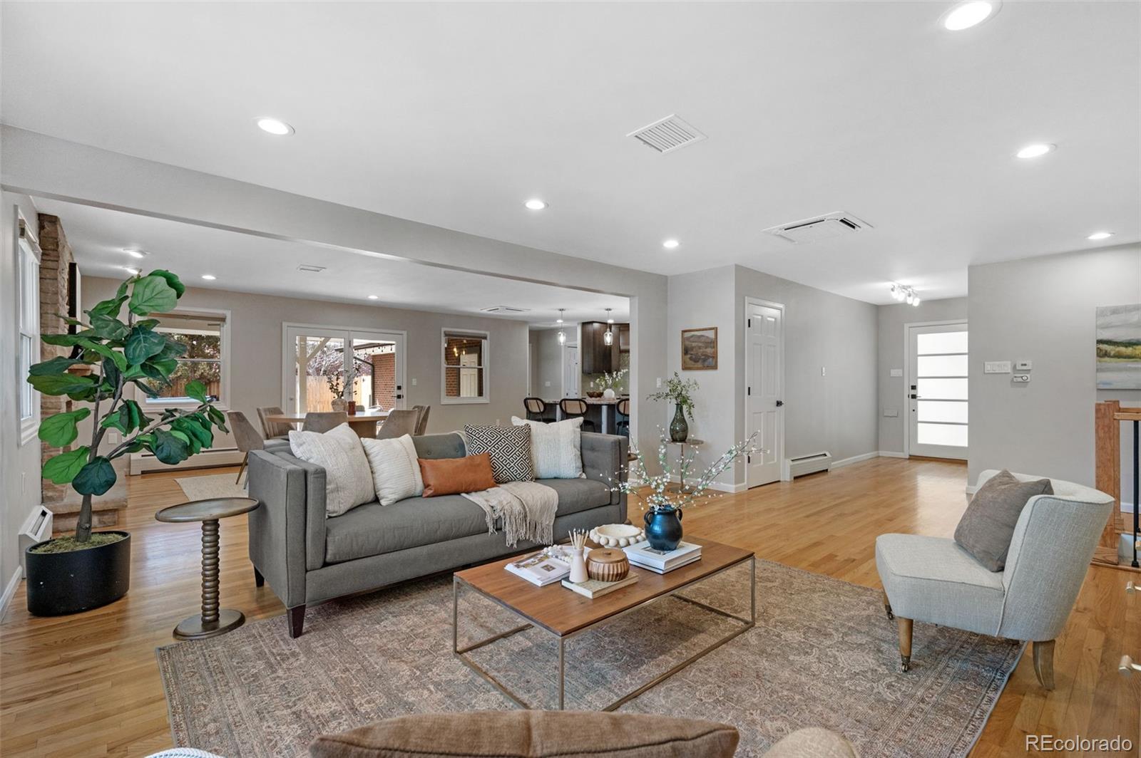 MLS Image #3 for 2738 s langley court,denver, Colorado