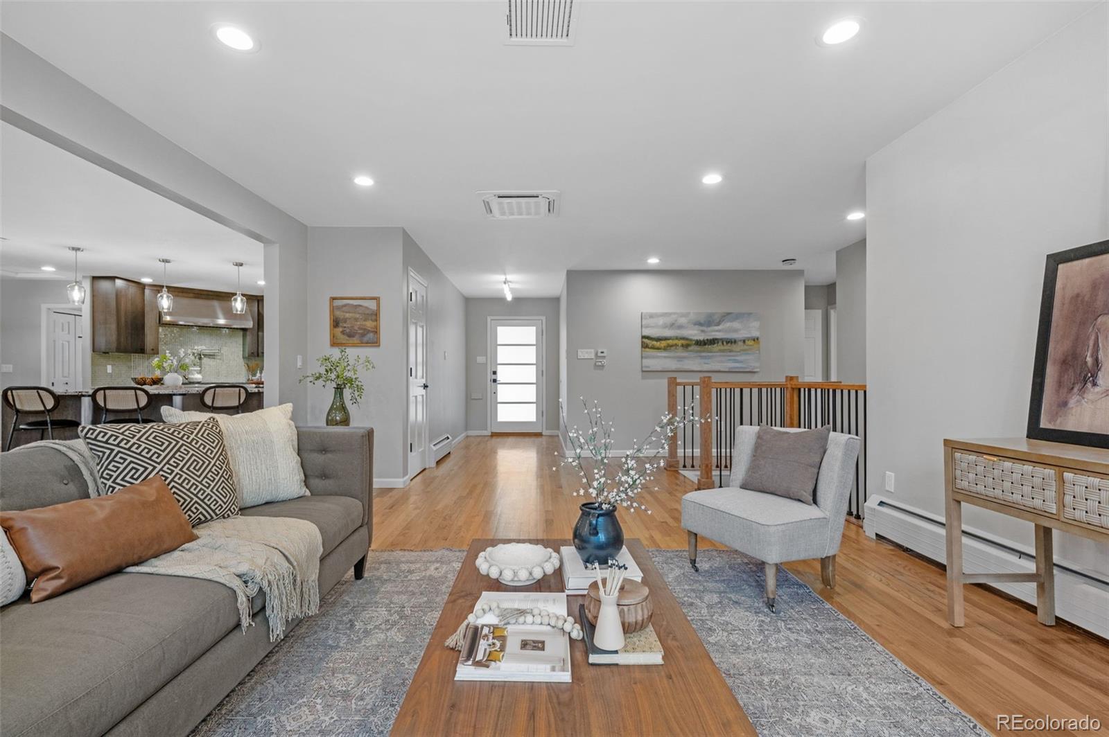 MLS Image #6 for 2738 s langley court,denver, Colorado