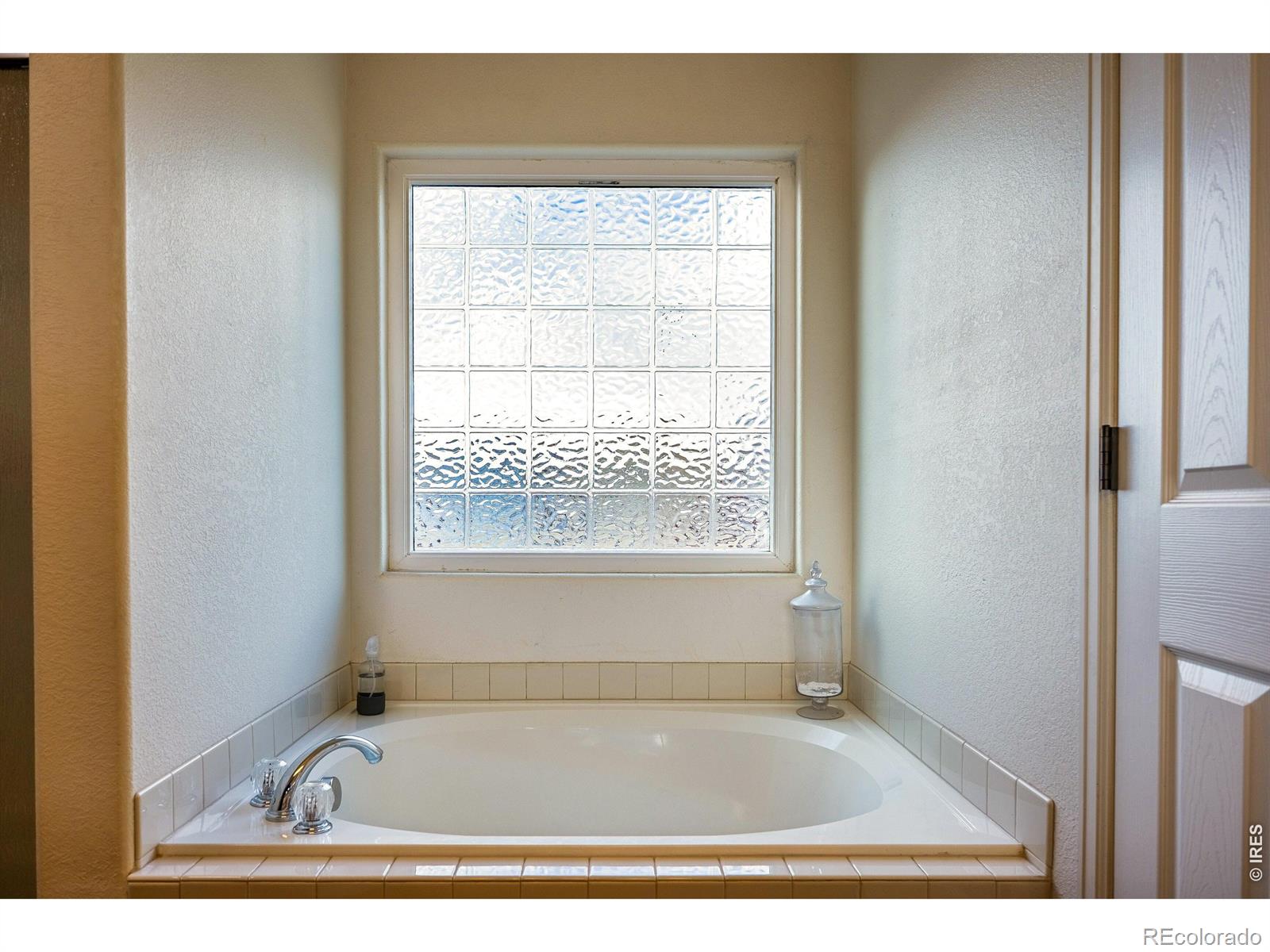 MLS Image #21 for 421  wrybill court,loveland, Colorado