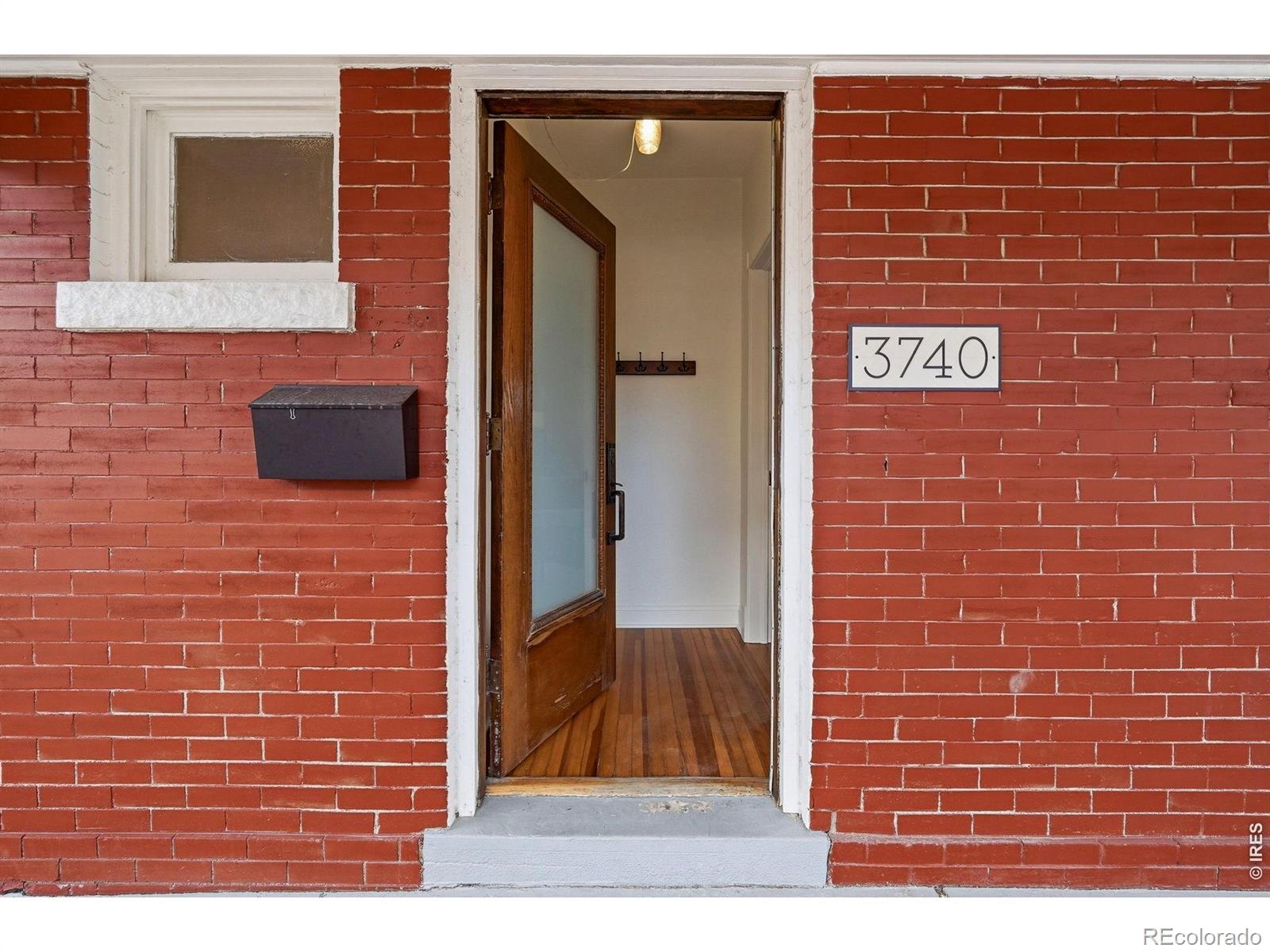 MLS Image #4 for 3740  grove street,denver, Colorado
