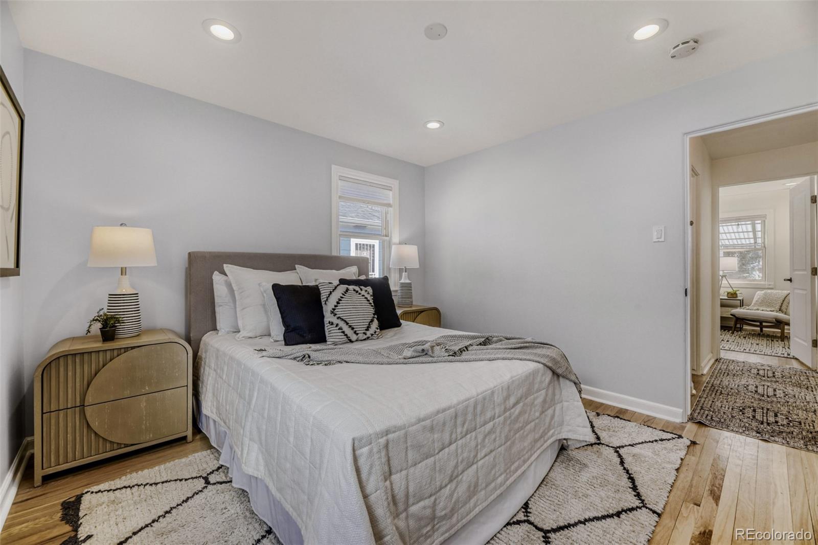 MLS Image #12 for 2770 s franklin street,denver, Colorado