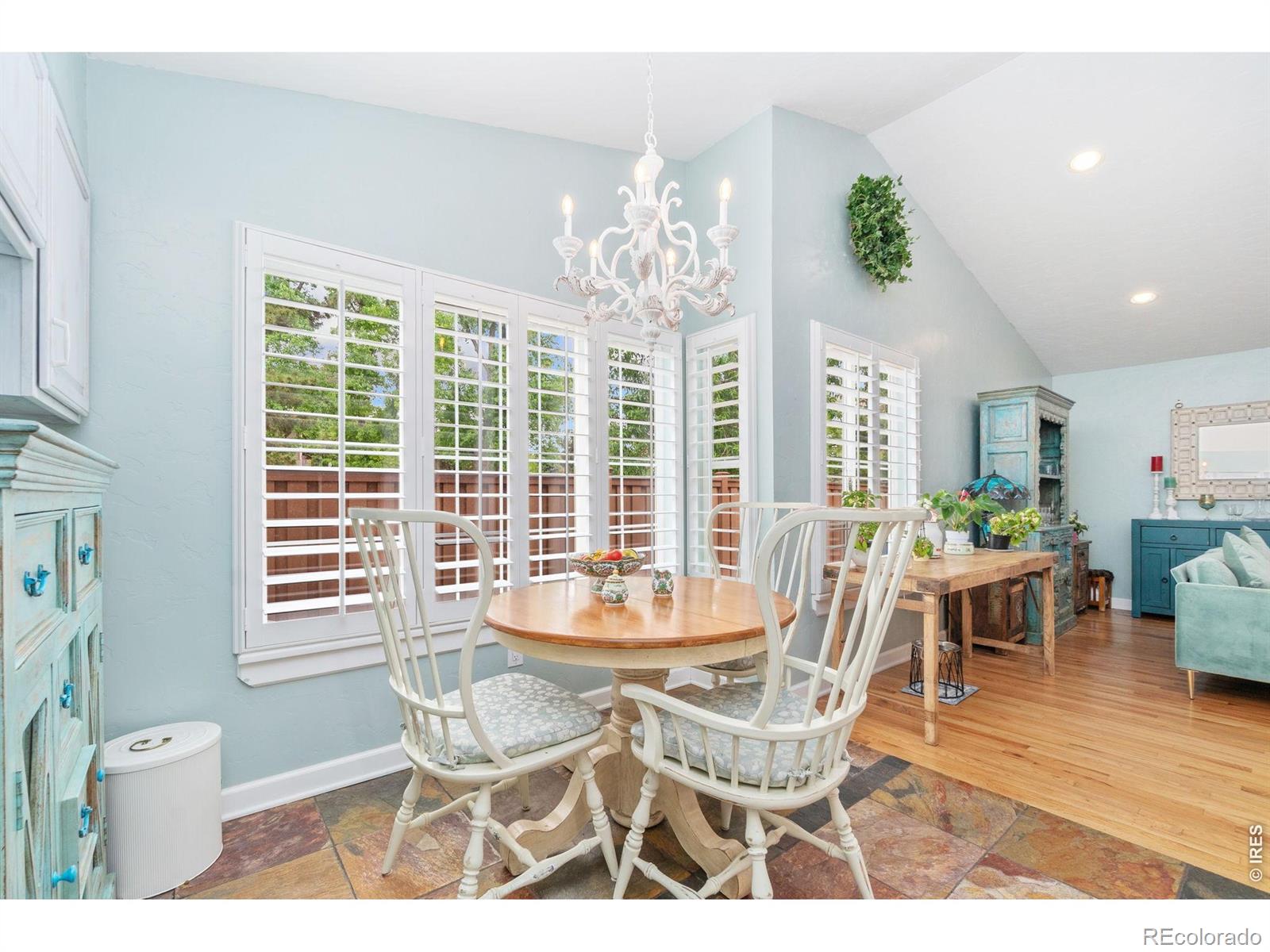 MLS Image #16 for 8200 s locust way,centennial, Colorado