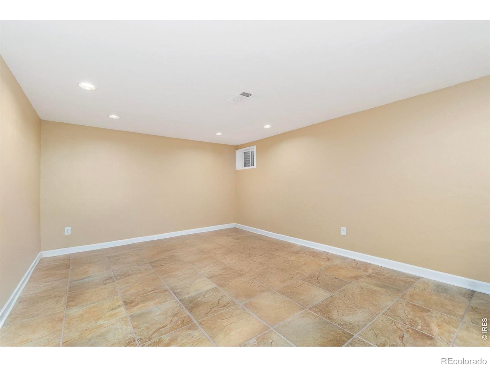 MLS Image #30 for 8200 s locust way,centennial, Colorado