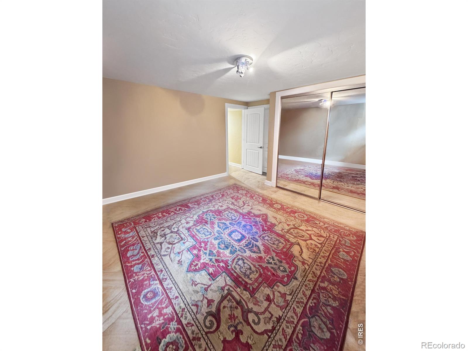 MLS Image #38 for 8200 s locust way,centennial, Colorado
