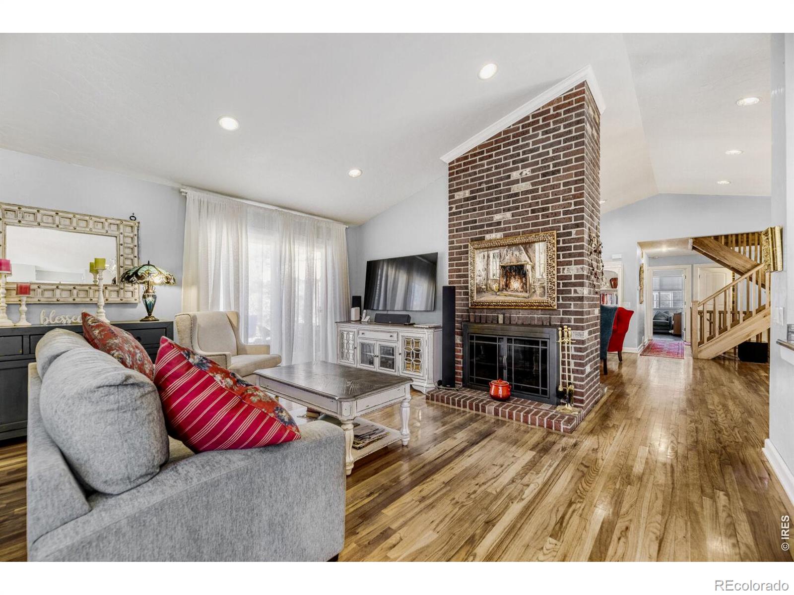 MLS Image #6 for 8200 s locust way,centennial, Colorado