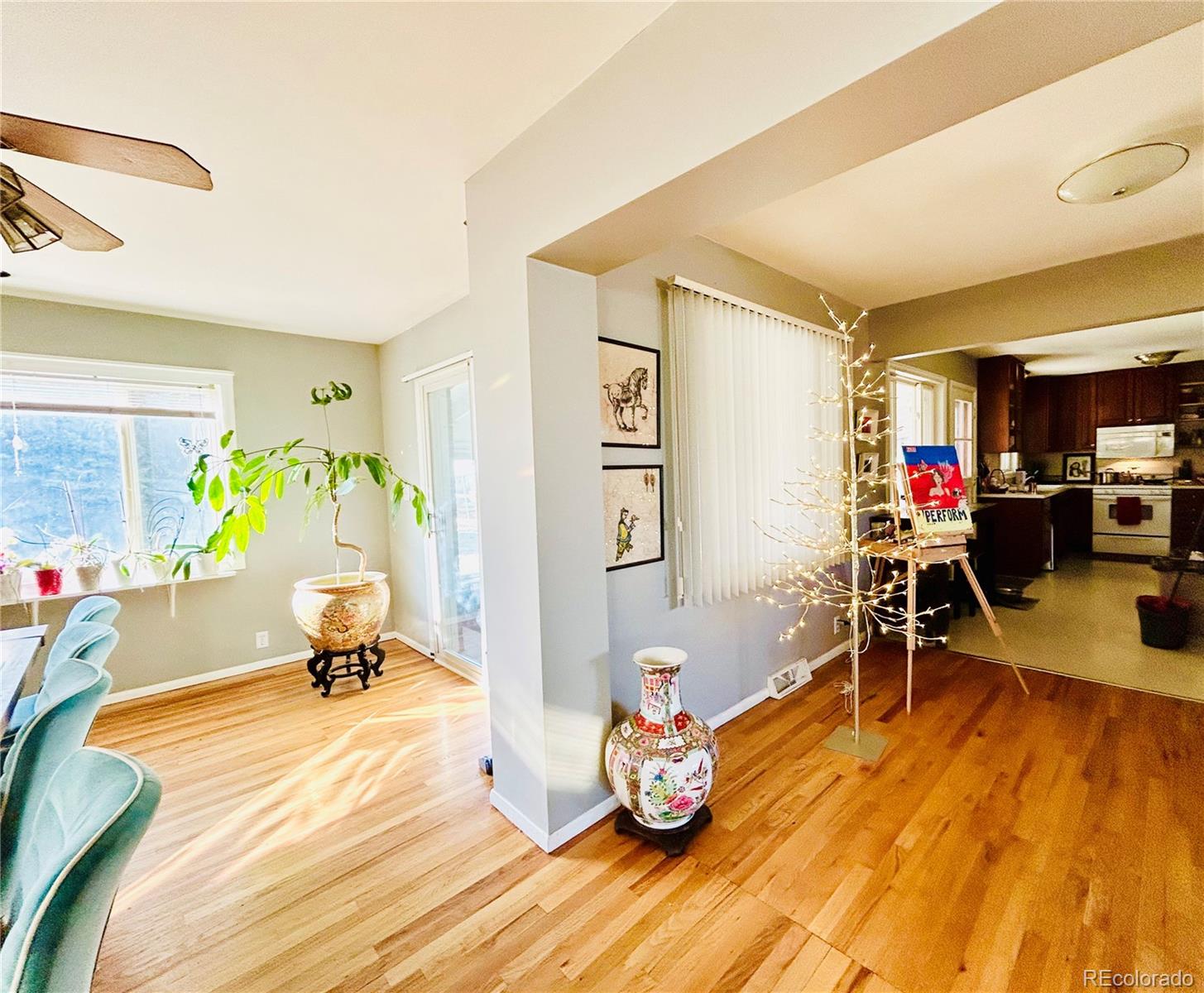 MLS Image #3 for 4759 s hawthorne street,englewood, Colorado