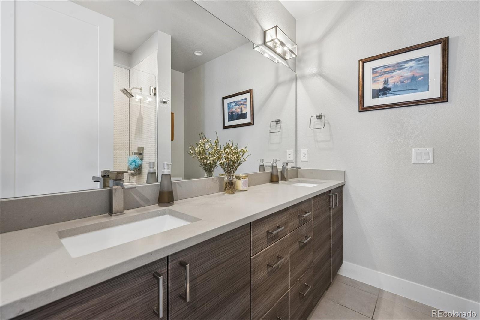 MLS Image #19 for 1583  grove street 2,denver, Colorado