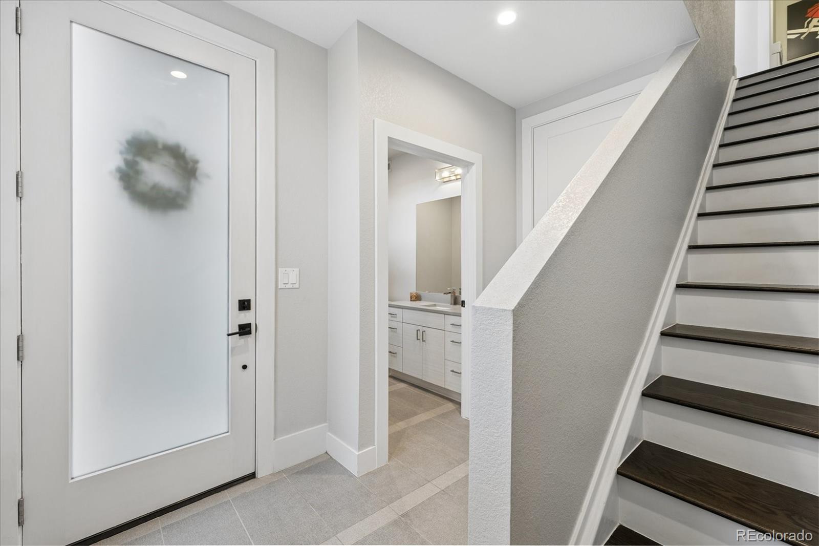 MLS Image #2 for 1583  grove street 2,denver, Colorado