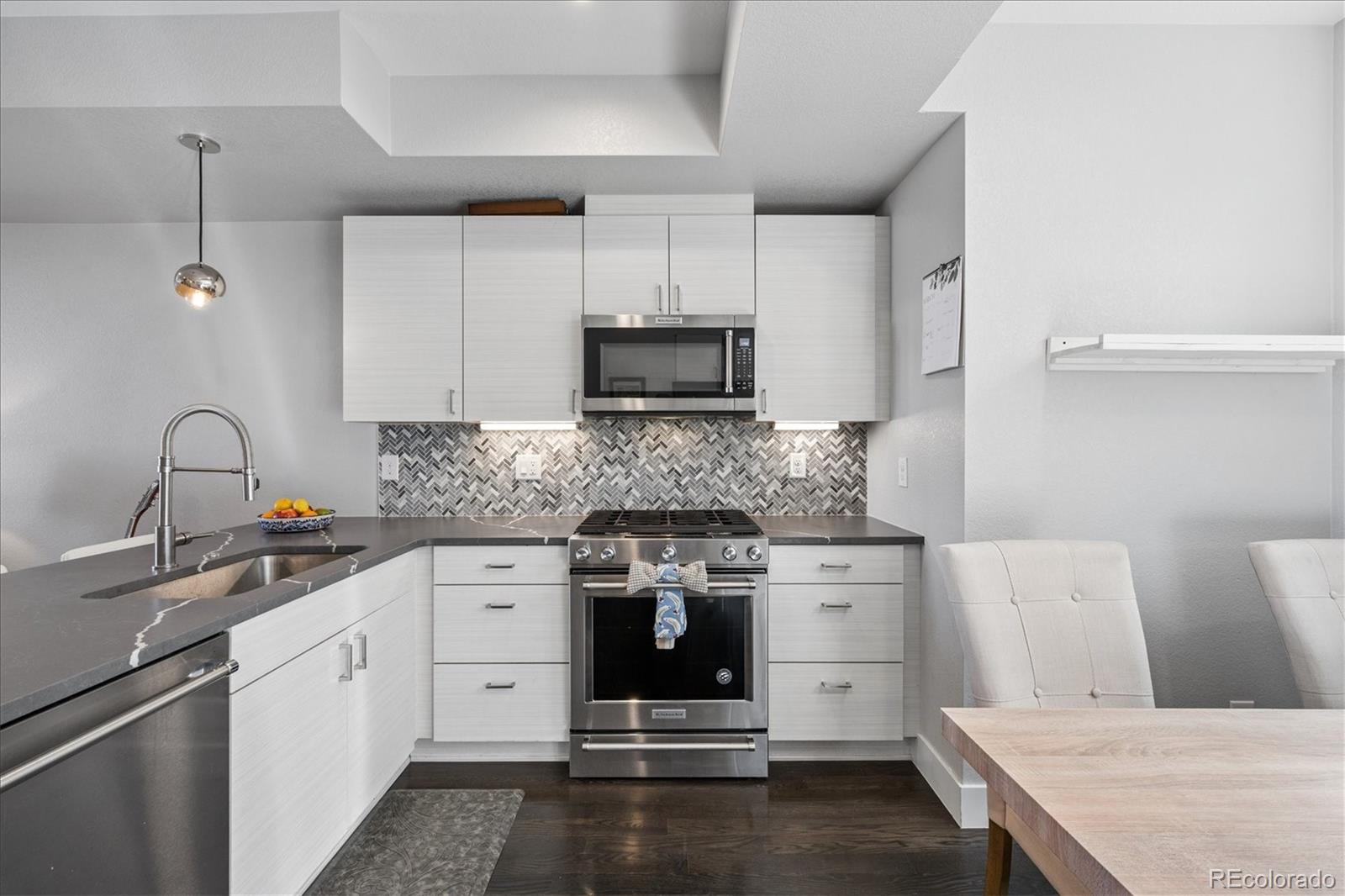 MLS Image #8 for 1583  grove street 2,denver, Colorado