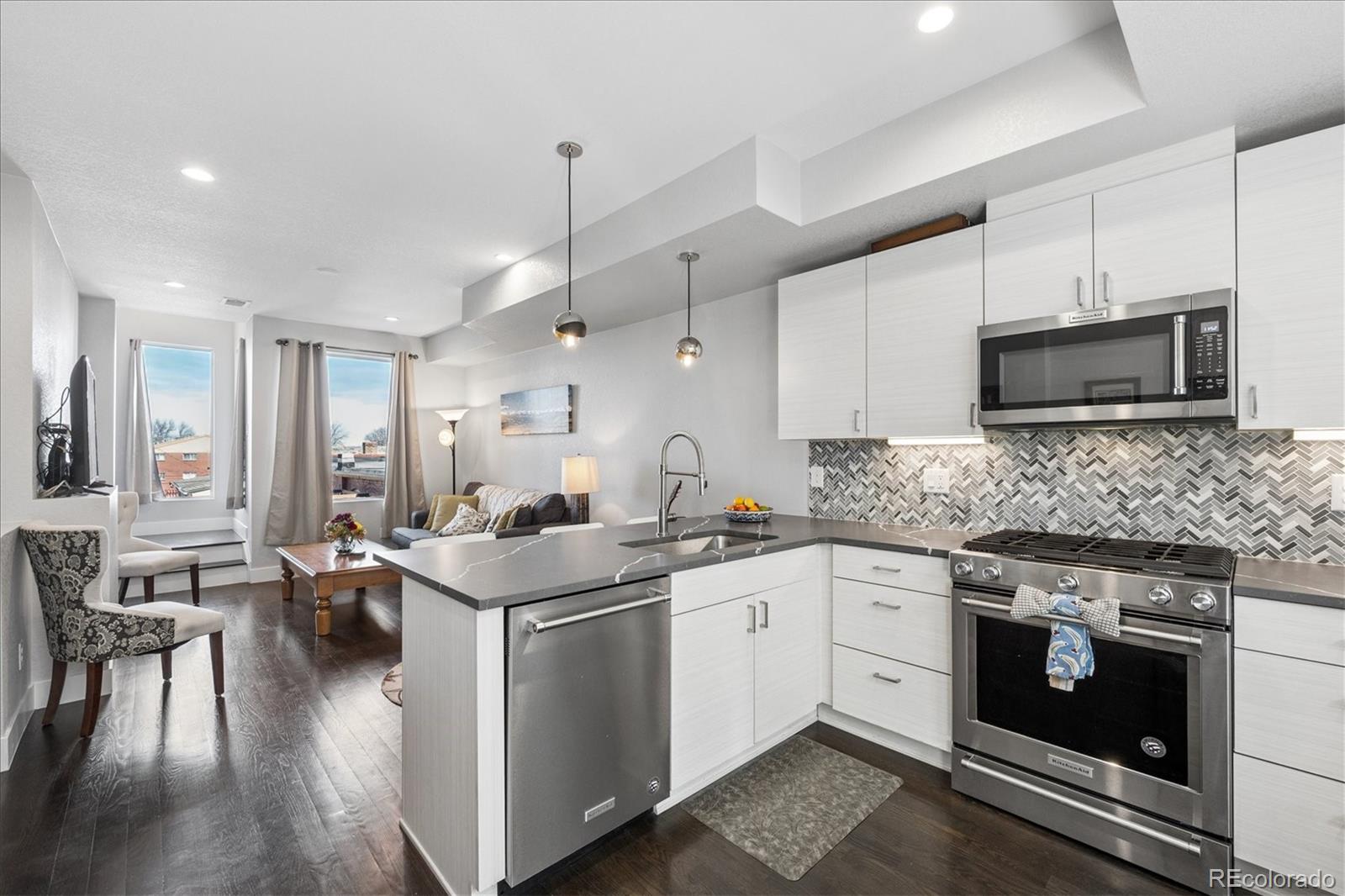 MLS Image #9 for 1583  grove street 2,denver, Colorado
