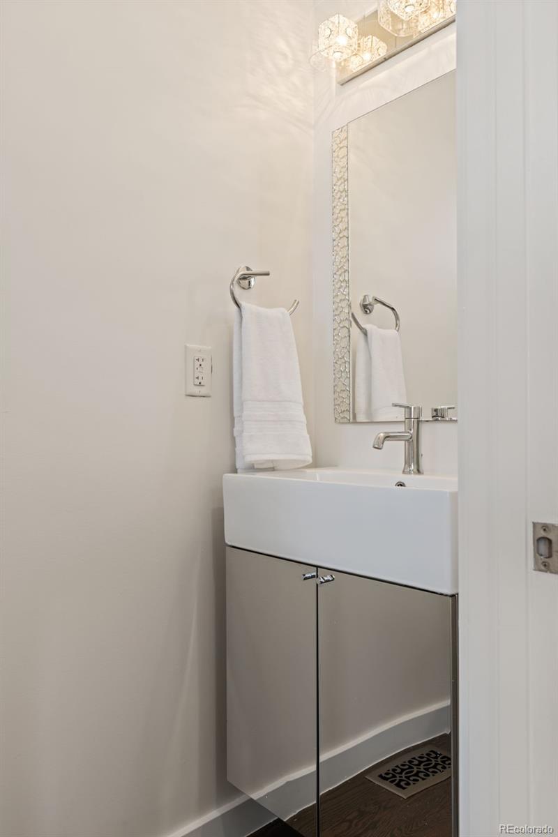 MLS Image #14 for 1578  osceola street,denver, Colorado