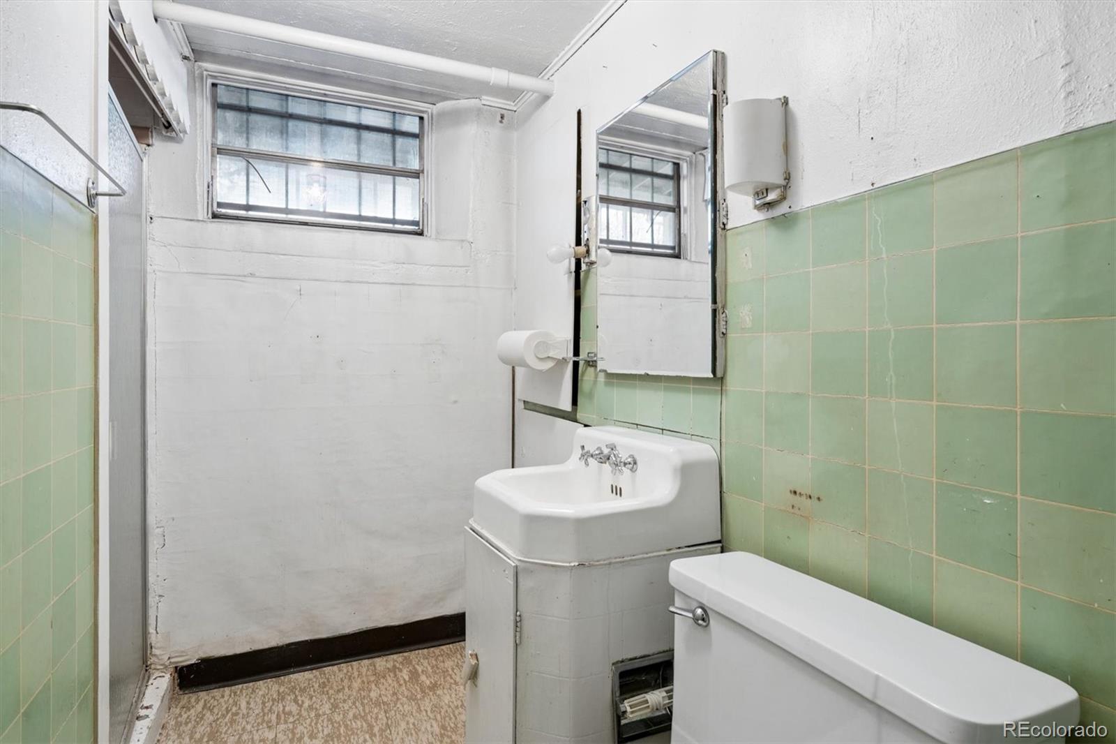 MLS Image #19 for 2651  albion street,denver, Colorado