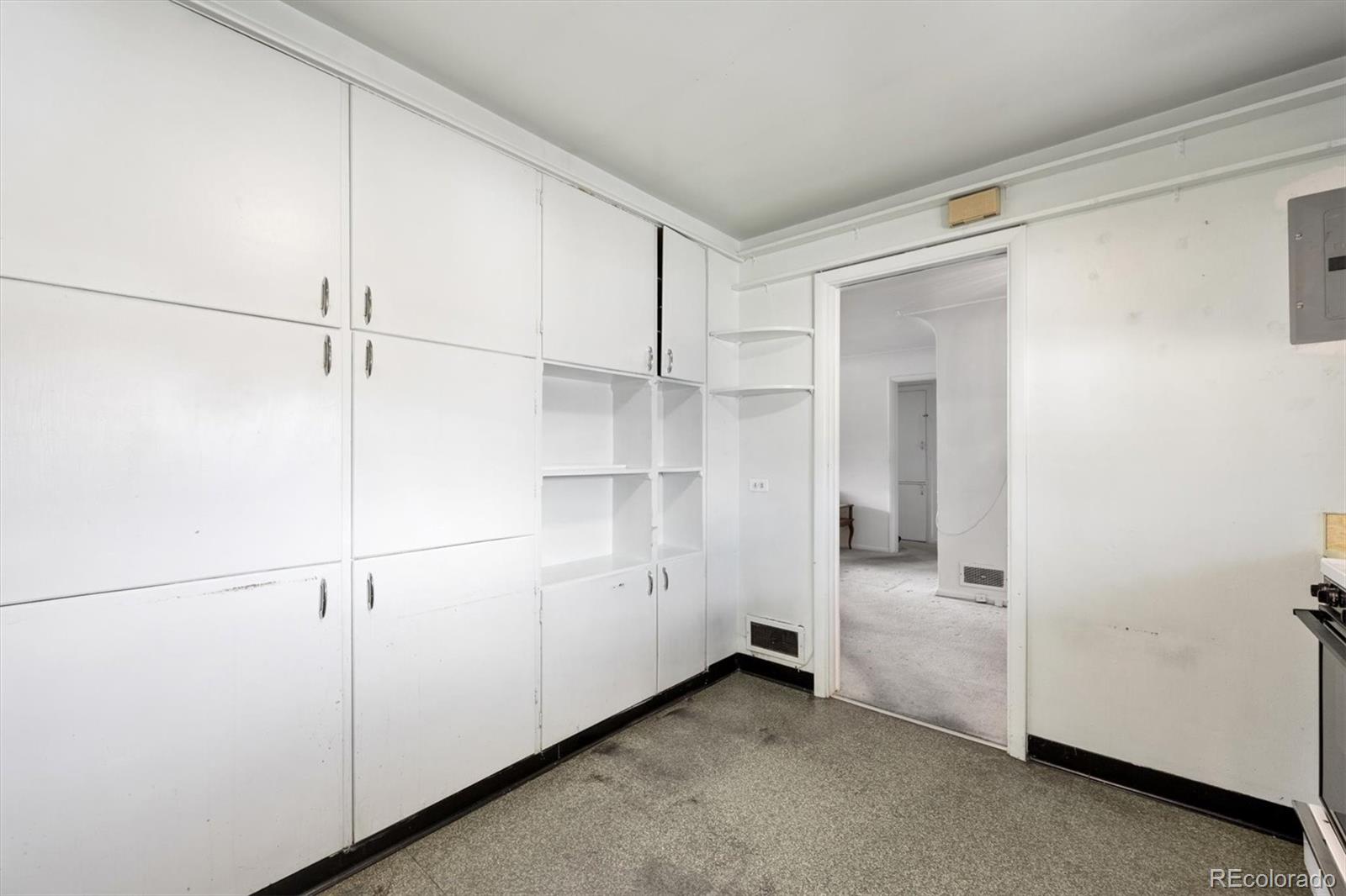 MLS Image #6 for 2651  albion street,denver, Colorado