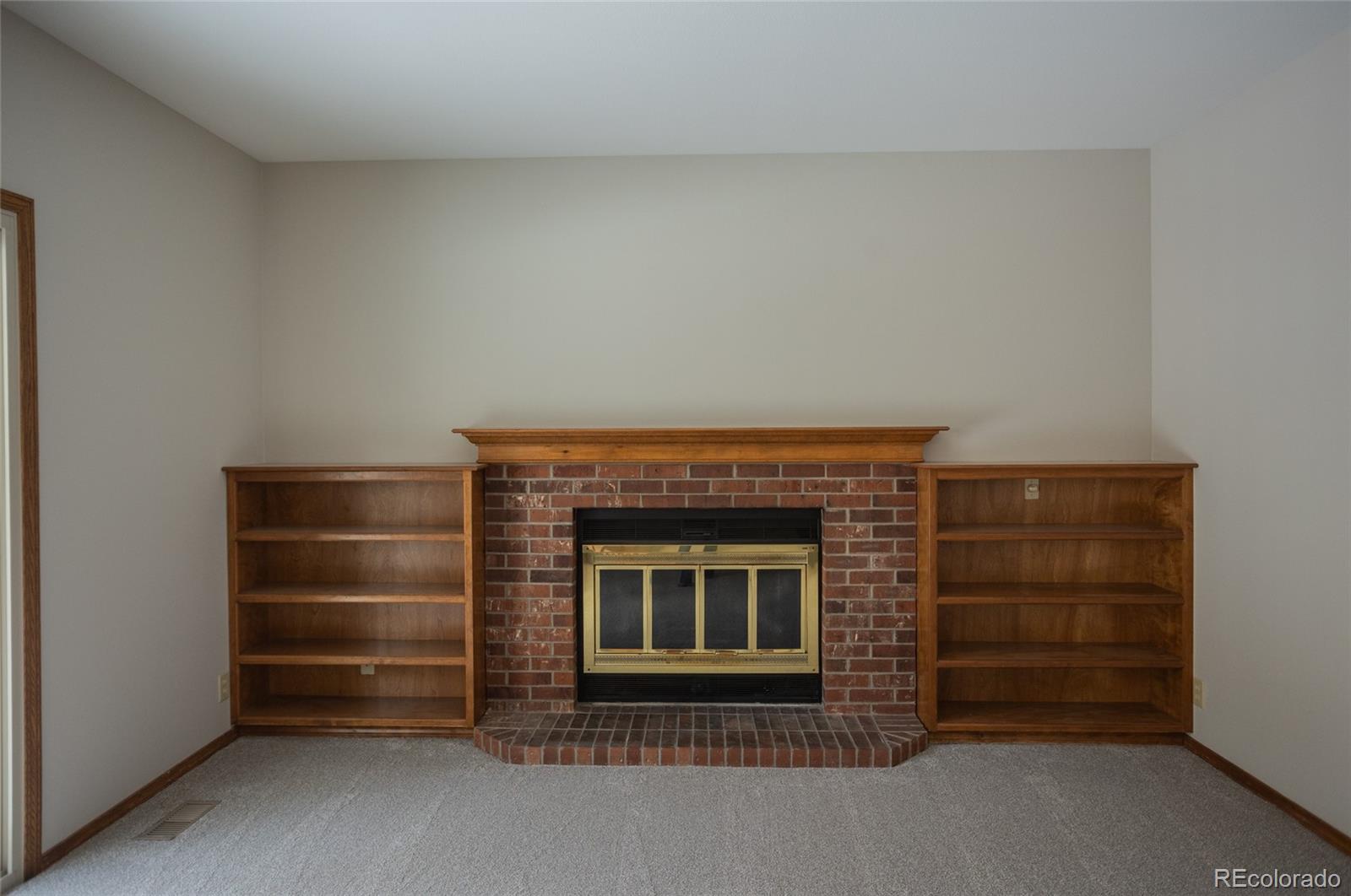 MLS Image #13 for 2010  tabor court,colorado springs, Colorado