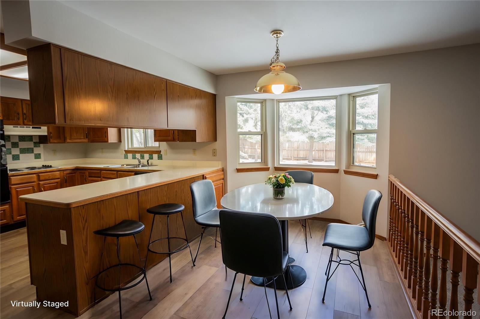 MLS Image #15 for 2010  tabor court,colorado springs, Colorado