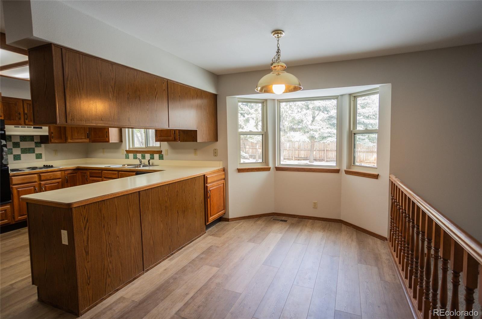 MLS Image #17 for 2010  tabor court,colorado springs, Colorado