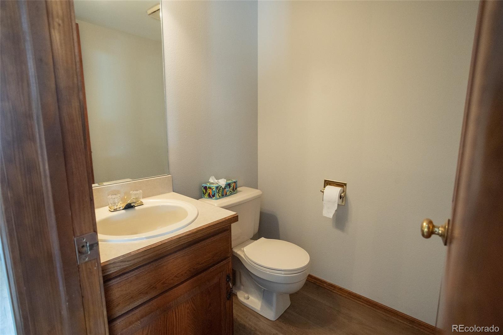 MLS Image #22 for 2010  tabor court,colorado springs, Colorado