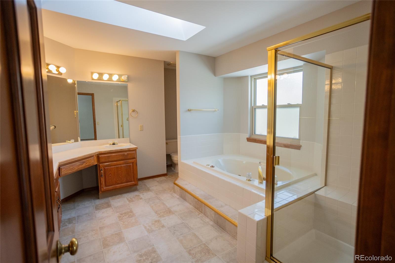 MLS Image #27 for 2010  tabor court,colorado springs, Colorado